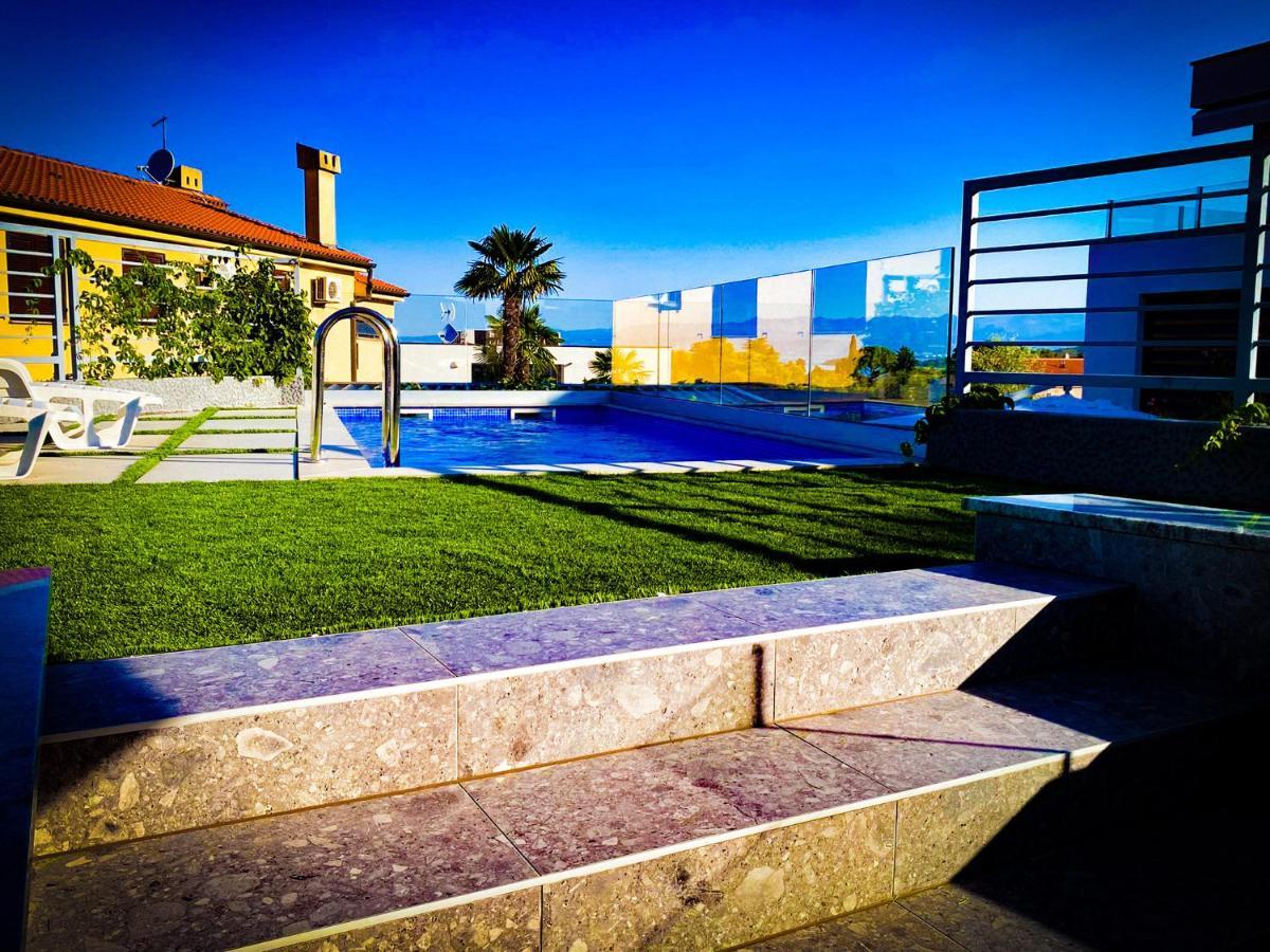 Villa Mirno More Apartments Malinska Dış mekan fotoğraf
