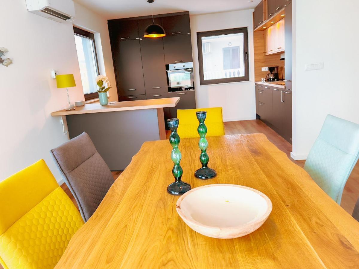 Villa Mirno More Apartments Malinska Dış mekan fotoğraf