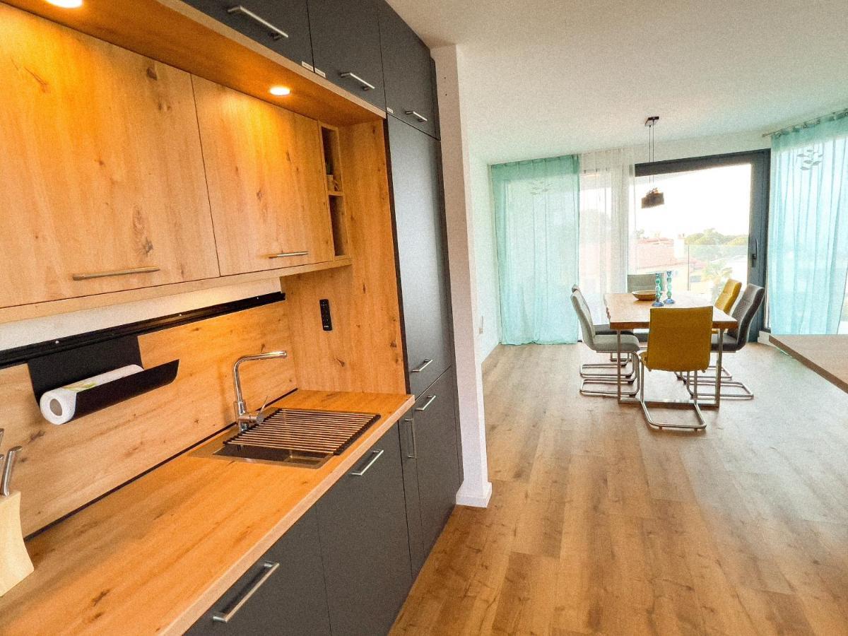 Villa Mirno More Apartments Malinska Dış mekan fotoğraf